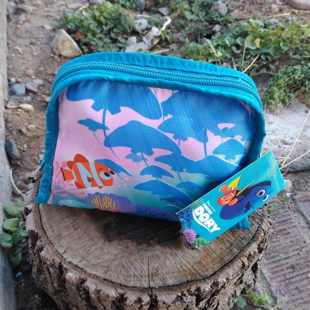 3 for $14 ❤️ Finding Dory Makeup Bag